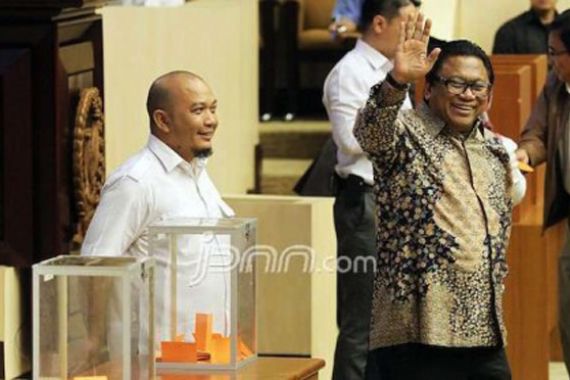 Gara-gara Jokowi, Oesman Sapta Merasa Keruntuhan Durian - JPNN.COM