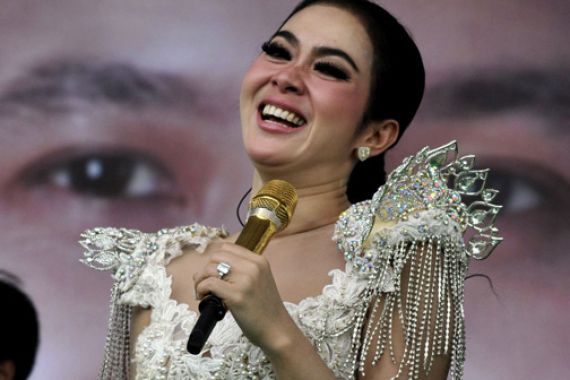 Kapan Nikah? Syahrini: Secepatnya.. - JPNN.COM