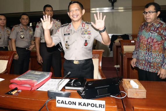 Tok! Paripurna DPR Setuju Komjen Tito Pimpin Polri - JPNN.COM