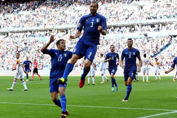 Patahkan Tabu 10 Tahun Spanyol, Italia Tantang Jerman - JPNN.COM