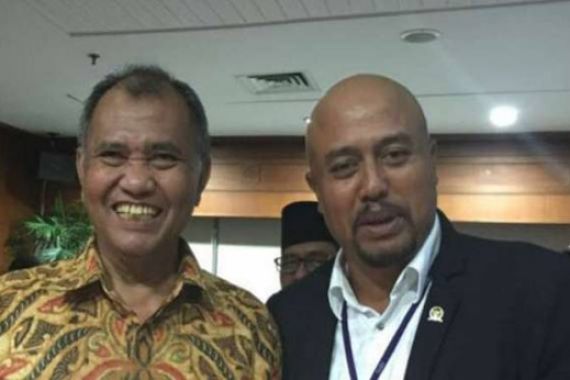 Di Komisi III, Putu Dikenal Sebagai Kembaran Desmond Mahesa - JPNN.COM