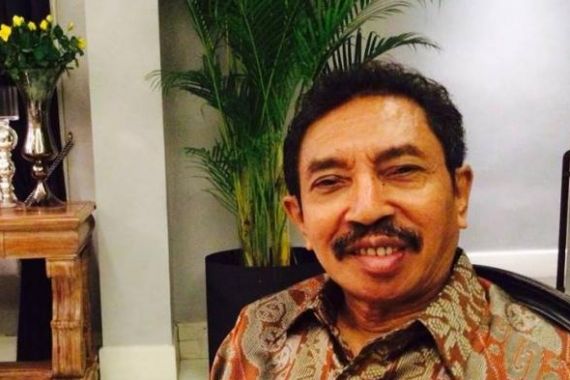 Alex Litaay, Sebuah Pelajaran tentang Kesetiaan pada Megawati - JPNN.COM