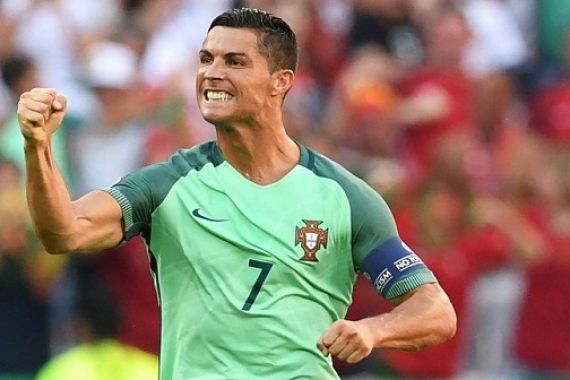 Cetak Satu Gol Lagi, Ronaldo Sejajar dengan Legenda Prancis - JPNN.COM