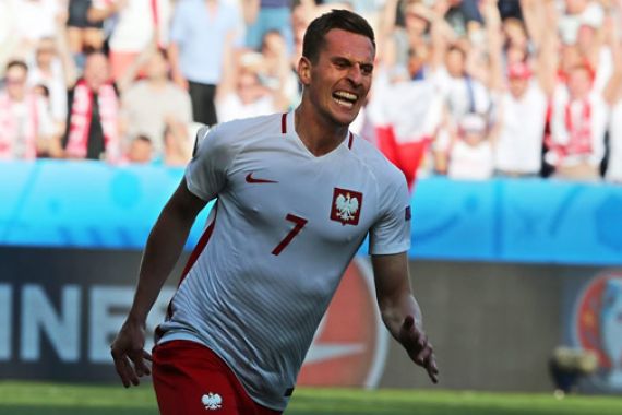 Striker Polandia Ini Justru Terinspirasi Kehebatan Ronaldo - JPNN.COM