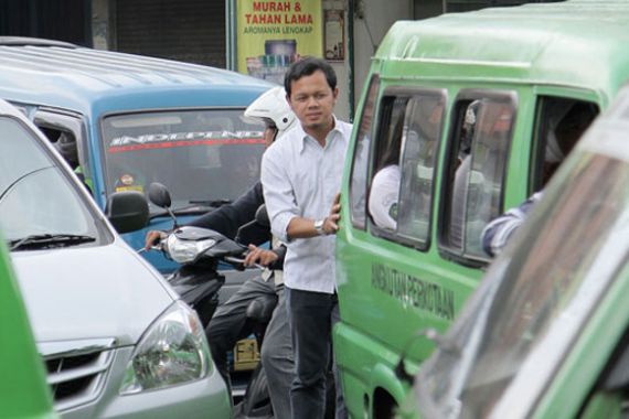 Wooow...Wali Kota Bogor Dituding Jadi Beking PKL - JPNN.COM