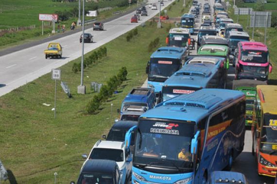 Ketua DPR Sebut Tol Brebes Belum Beres - JPNN.COM