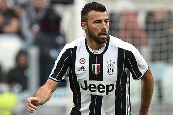 Bek Veteran Italia Tegaskan Bakal Pensiun di Juventus - JPNN.COM