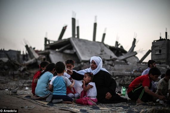 Alhamdulilah, Lebaran Ini Warga Gaza Dapat Bantuan - JPNN.COM