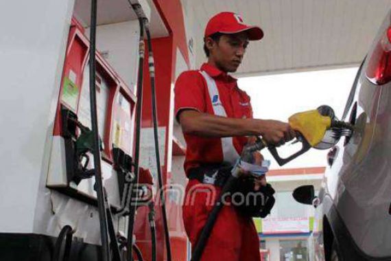 Isu kelangkaan BBM Bikin Bos Pertamina Geram - JPNN.COM