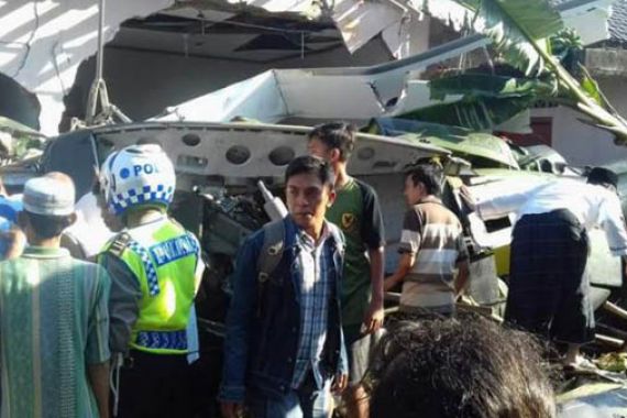 Helikopter TNI AD Dikabarkan Jatuh, Dua Anggota Tewas - JPNN.COM