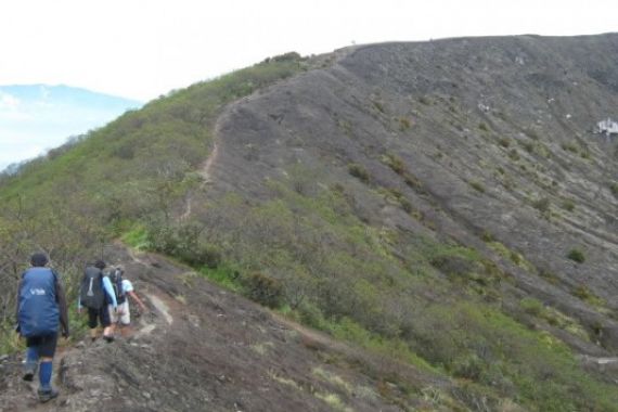 Yuk! Ramai-Ramai Daki Gunung Ciremai - JPNN.COM