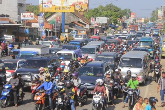 Siap-Siap, Cirebon Mulai Padat Arus Balik - JPNN.COM