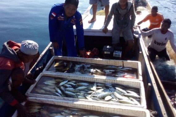 Polair Tangkap Nelayan Tanpa SIPI, Nih Buktinya - JPNN.COM