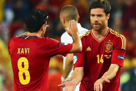 Mantan Gelandang Spanyol Ini Senang Ronaldo Raih Piala Eropa - JPNN.COM