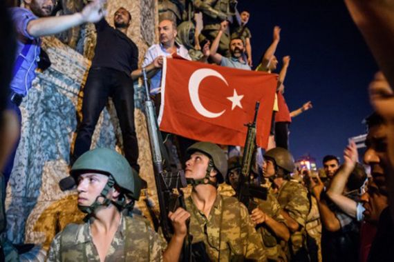 Mengapa Kudeta di Turki Gagal.. - JPNN.COM