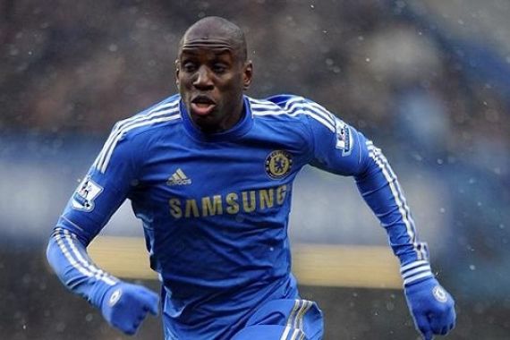 Demba Ba Cedera Patah Kaki, Dukungan Mengalir dari Chelsea - JPNN.COM