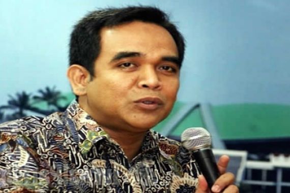 Politikus Gerindra Pengin Jokowi Cuekin Singapura - JPNN.COM