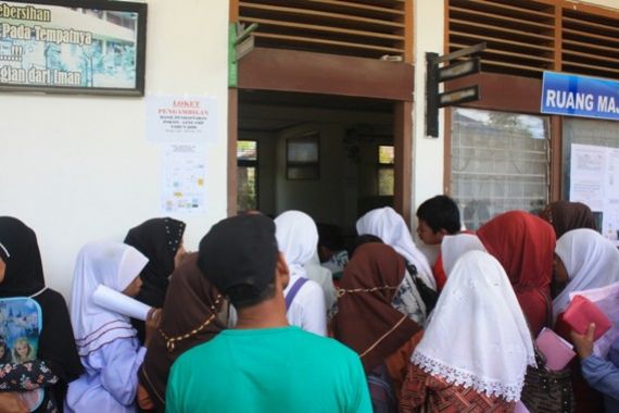 Ada PPDB Gelombang II, Sekolah Swasta Protes - JPNN.COM