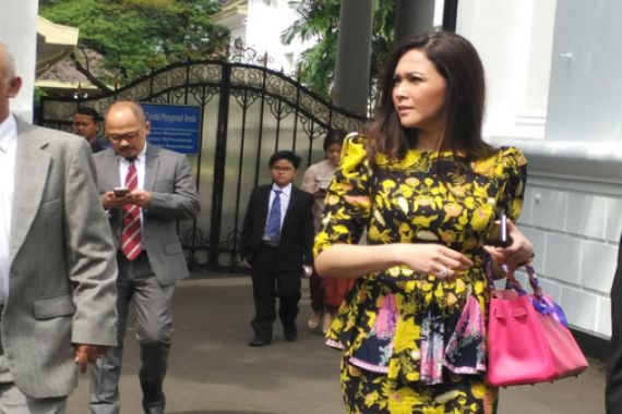 Maia Estianty Berhasil Curi Perhatian di Istana Negara - JPNN.COM
