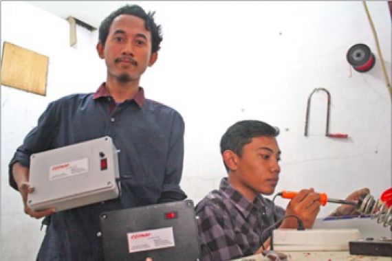 Ozonae, Mesin Penjernih Air Hasil Rakitan Pemuda Jember - JPNN.COM