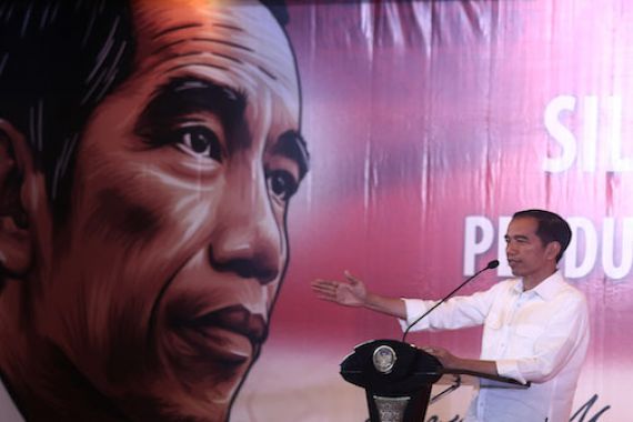 Jokowi: Ada Kepala Negara yang Jatuh - JPNN.COM