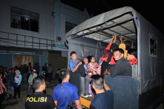 Penyelundupan 230 TKI Ilegal ke Malaysia Berhasil Digagalkan - JPNN.COM