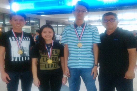SMAK St Louis Surabaya Sudah Tiga Kali Raih Medali Emas di Korsel, Nih Rahasianya - JPNN.COM