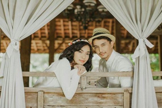 Nikahi Tika, Dimas Aditya Jadi Sutan Marajo - JPNN.COM