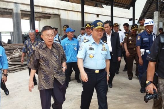 Dirjen Imigrasi Pimpin Operasi Pengawasan TKA di Batam - JPNN.COM