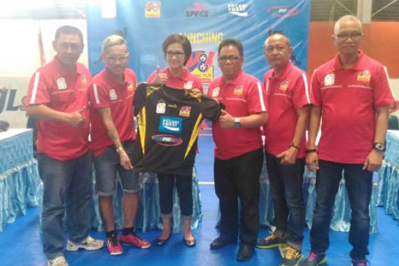 Eks Timnas Ini Bikin Akademi Futsal‎ - JPNN.COM