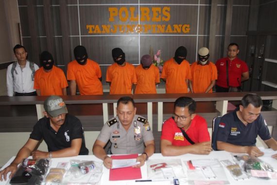 Oalah, PNS Terlibat Jaringan Narkoba Berhasil Digulung Polisi - JPNN.COM