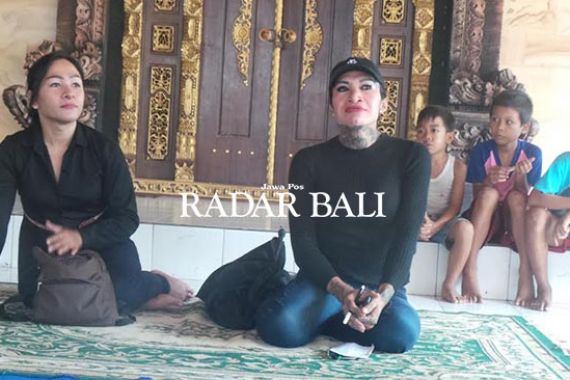 Duh, Mami Waria Sebut Banyak Pejabat Pesan PSK Berseragam SMA - JPNN.COM