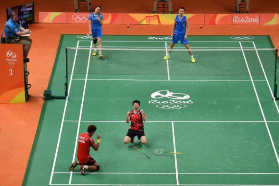 Kalahkan Ganda No.1 Dunia, Owi/Butet Rebutan Emas dengan Malaysia - JPNN.COM