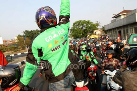 Dewan Ancam Tutup Go-Jek di Surabaya - JPNN.COM