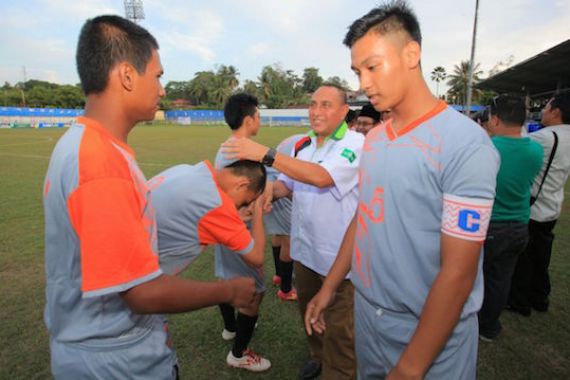 Calon Ketum PSSI Buka Liga Santriâ€Ž Nusantara 2016 - JPNN.COM