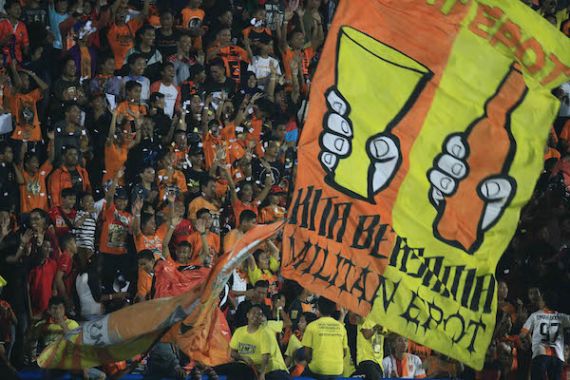 PBFC Bungkam Singo Edan di Depan Pendukungnya - JPNN.COM