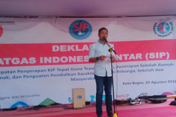 Wako Bogor Sedih Bantuan Pendidikan Hanya untuk Sekolah Bagus - JPNN.COM