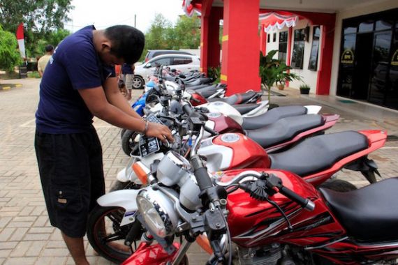 Puluhan Motor Ini Hasil Curian, Merasa Kehilangan Ayooo Dicek di Sini - JPNN.COM