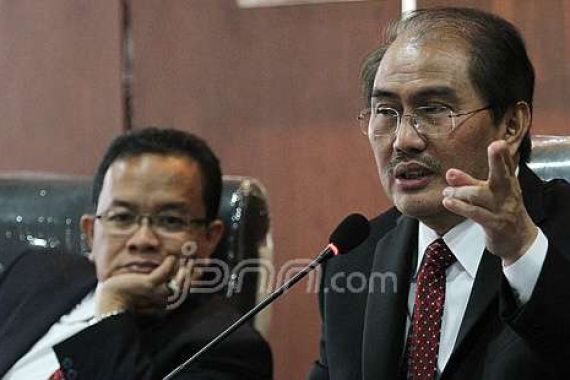 Prof Jimly Tak Setuju DPR Bikin Sekolah Parlemen - JPNN.COM
