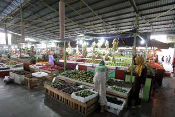 Pedagang Sayur Keliling Bikin Pusing Penjual di Pasar - JPNN.COM