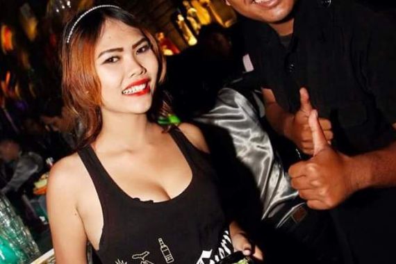 Korban Teror Sayat Paha di Bali Ternyata Model Seksi - JPNN.COM