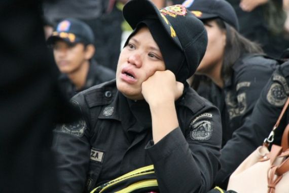 825 Honorer Satpol PP Ini sudah Setahun Tak Terima Gaji - JPNN.COM