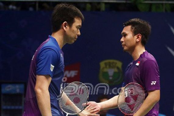 Lolos Semifinal, Hendra/Ahsan Ditunggu Lawan Sulit dari China - JPNN.COM