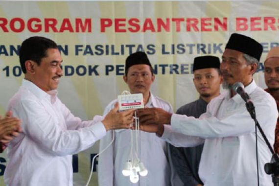 BNPT Salurkan Bantuan ke Ponpes Tempat Janda Teroris Tinggal - JPNN.COM