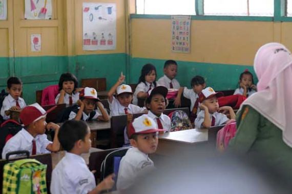 Hebat! 115 Guru ke Malaysia demi Anak-anak TKI - JPNN.COM