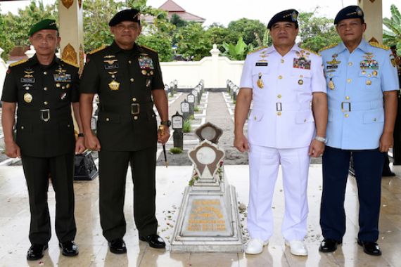 Kemanunggalan TNI-Rakyat Inti Pertahanan Indonesia - JPNN.COM