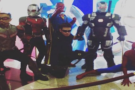 Di Senayan, Para Super Hero Mendadak Muncul Di Dunia Nyata - JPNN.COM