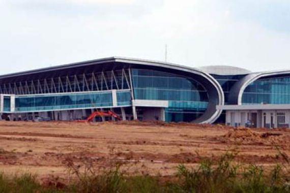 Bandara Baru Gairahkan Iklim Investasi - JPNN.COM