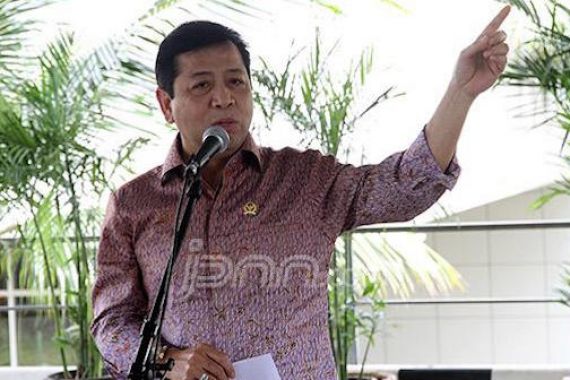 Kudeta Ketua DPR, Novanto Mau Disebut Maruk Kekuasaan? - JPNN.COM