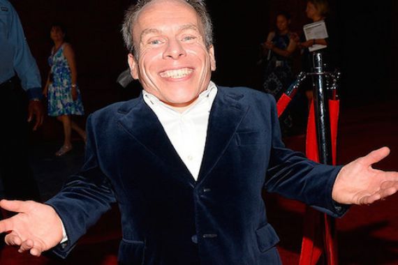 Aktor Warwick Davis Berperan di Star Wars Episode VIII - JPNN.COM